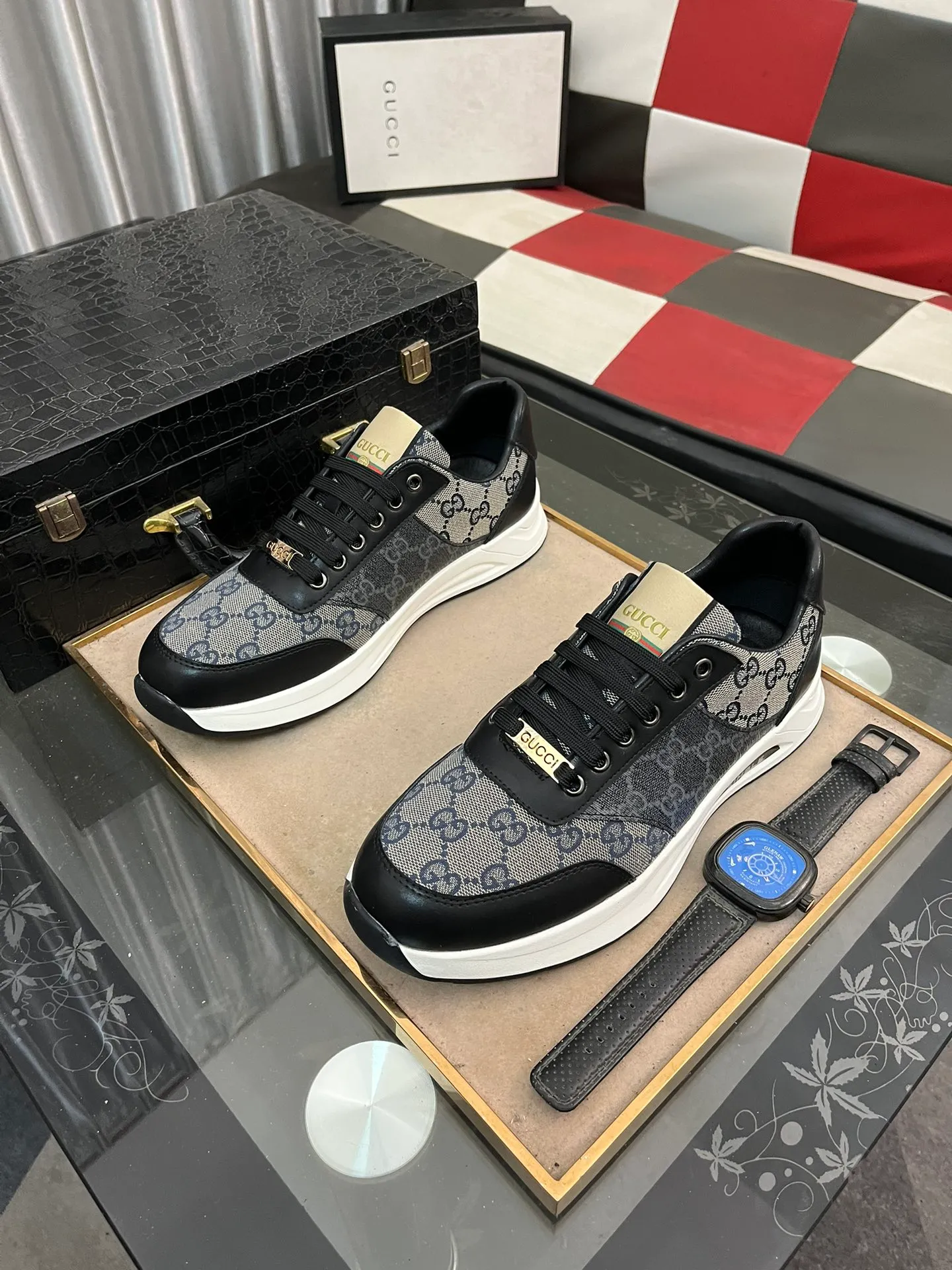 Men's Men's Shoes 💰420 ⌚️⌚️[GUCCI] Gucci men's casual shoes are absolutely popular 🔥The ultimate matching item for trendy men! Irresistible charm of super texture, the main recommendation, the upper is made of high-quality cowhide + breathable fabric, sheepskin feet, wear-resistant rubber sole, noble and elegant! Extremely comfortable🎁🎁You can be as handsome as you want💪 Size: 38-44!